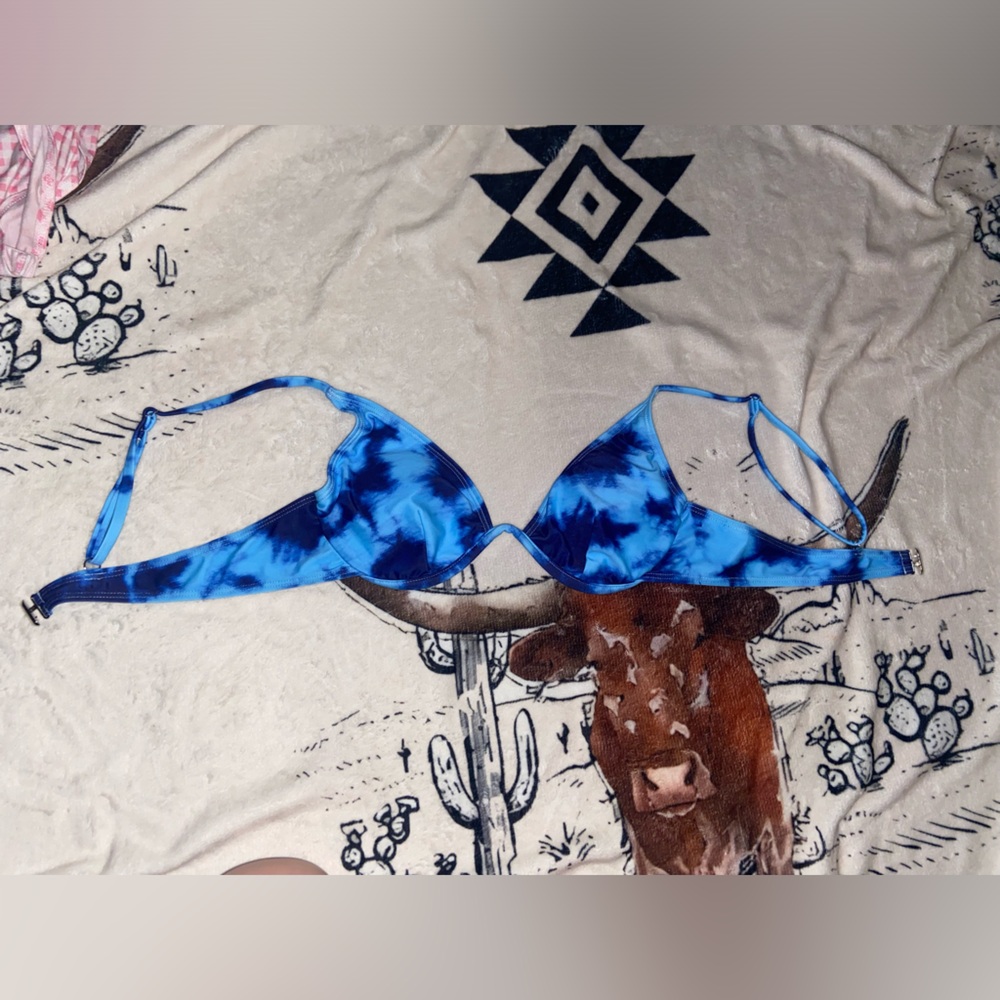 SHEIN UNDERWIRE BIKINI TOP
